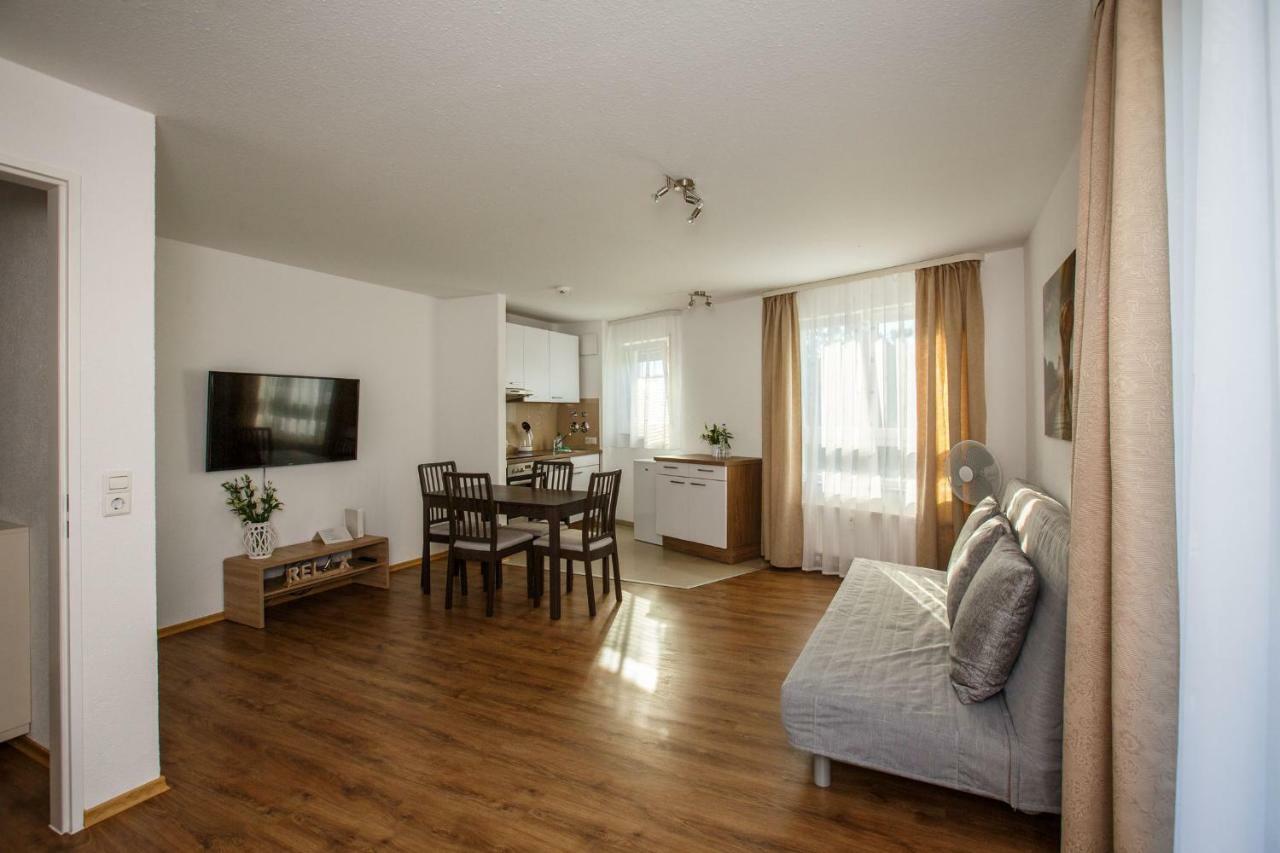מצינגן Outlet-Apartment Metzingen מראה חיצוני תמונה