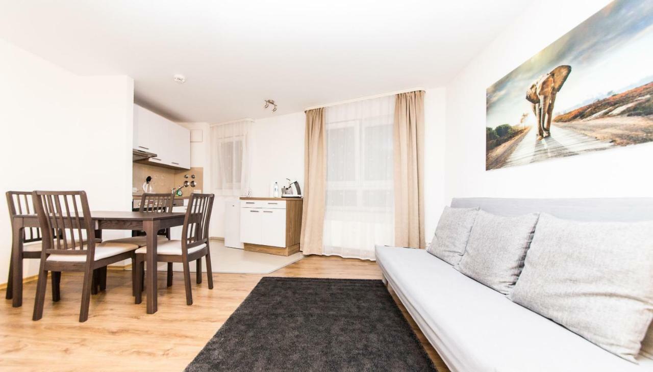 מצינגן Outlet-Apartment Metzingen מראה חיצוני תמונה